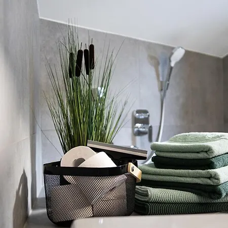 Apartment Pult *