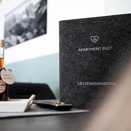 Apartment Pult